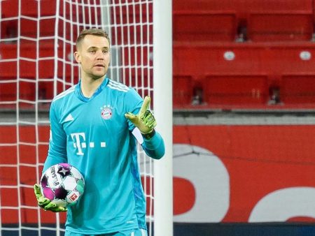 Die Beziehungen zwischen Neuer und Nübel sind beschädigt. Einige Spieler von Bayern unterstützen den Torwart.